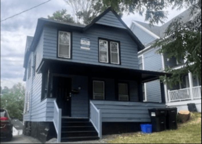 303 Lexington Ave