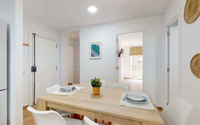 H1 - C/ Pintor Zarinena nº 4-4º-7 (6H3B) - LF, VLC 3