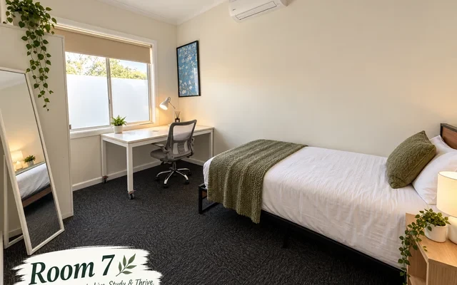 14 Bogong Avenue - 멜버른 학생 숙소 - Room 7 (non ensuite/without kitchenette)