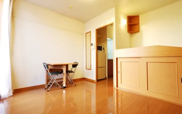 レオパレスさき - Settsu student accommodation