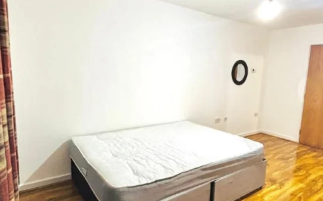 Hardwick House - London student accommodation - Double Room