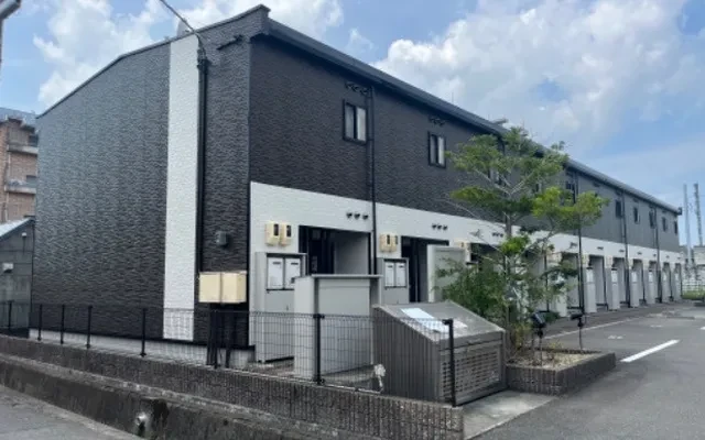 レオパレスサルウェイ三条 0