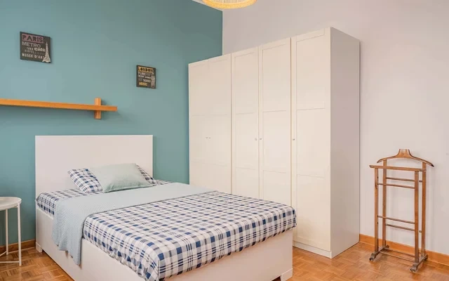 VIA POLLAK 10 <br> PRIVATE ROOM S1 2