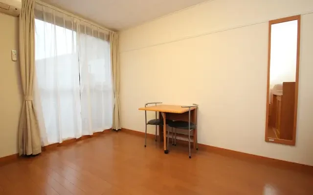 レオパレスルミエール 3