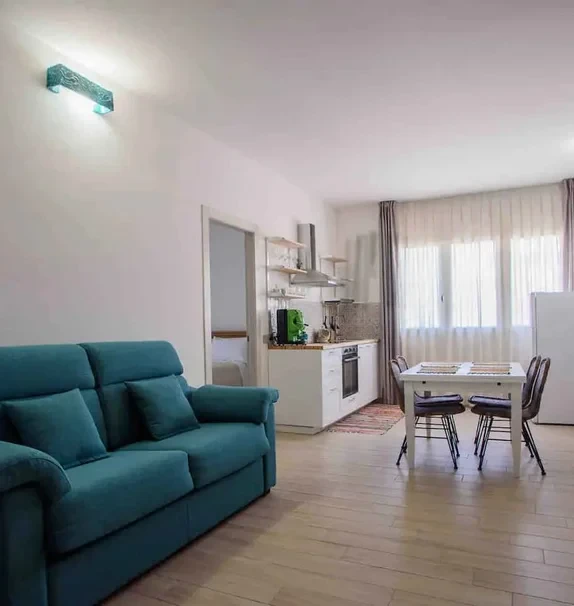 Bilocale con balcone Via Balsamo, Palermo