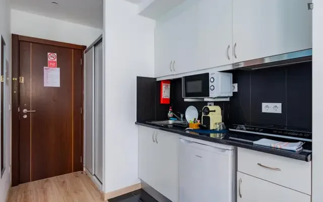 studio near Rua dos Combatentes - コインブラの学生向け宿泊施設