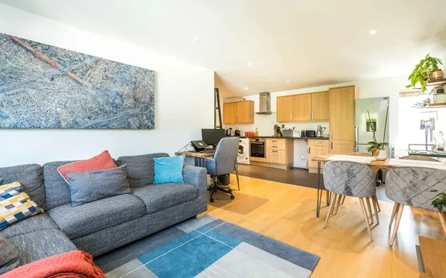 LH-Vestry Mews 1