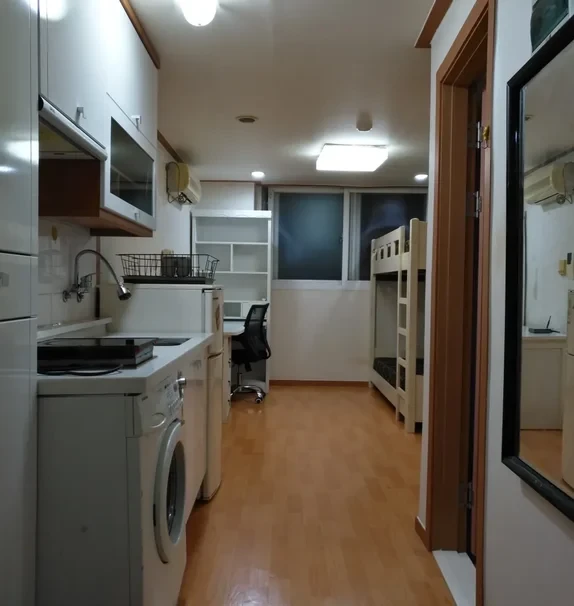 Sinchon No.7 Apartment