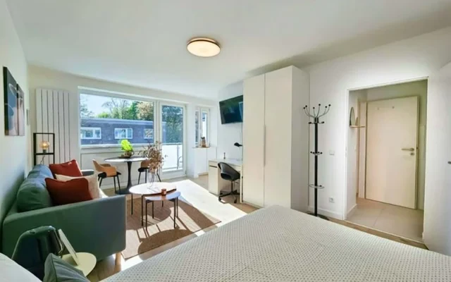 Arnold-Schoenberg-Strasse 1