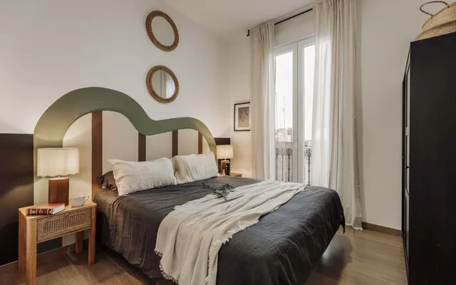 Reis - 3 bedrooms and balcony in Vila de Gracia 4