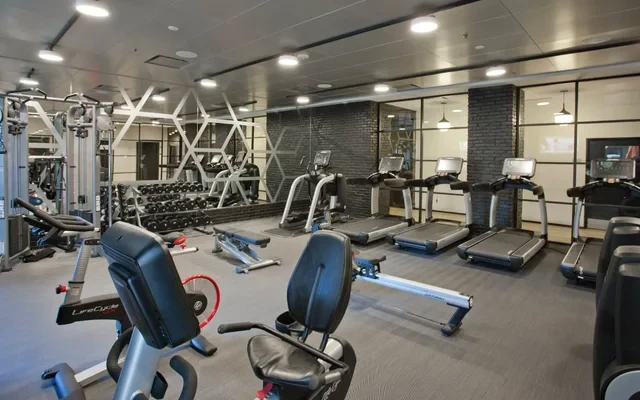 2201 Wilson Apartments 1