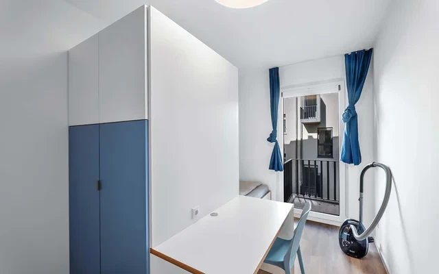Fully furnished studio with balcony - Nearby HTW University 2