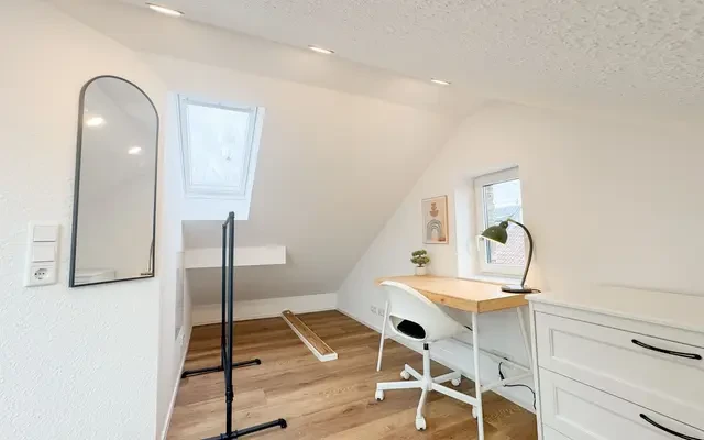 Exclusive 5-Person Shared Apartment in Heidelberg – First-Time Rental 4