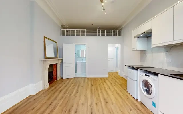 Lexham Gardens, Kensington 3