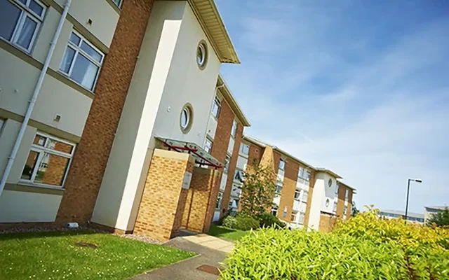 Endeavour Court 0