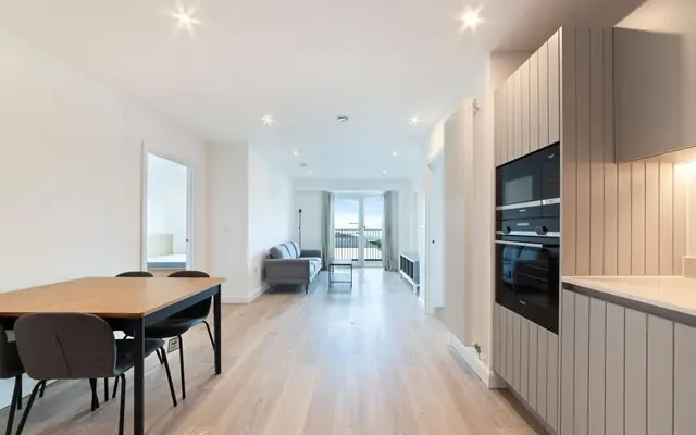 Galleria House, Western  Gateway, London, E16 1BB 4