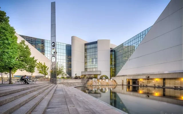 Encore at Equinox(50 Town Centre Court) 1