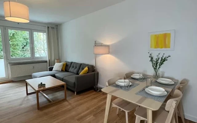 Gio: wunderbares Apartment mit drei Zimmern in unmittelbarer Naehe zur Spree 3