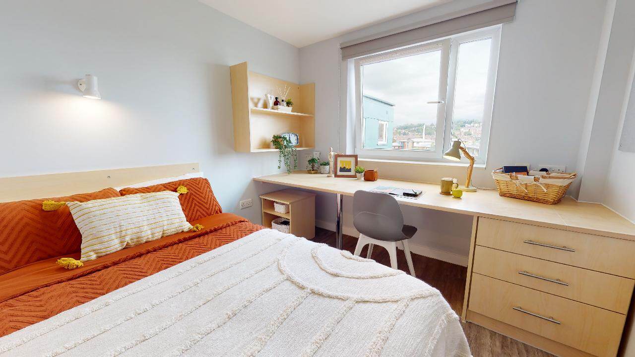 Copper En Suite Plus