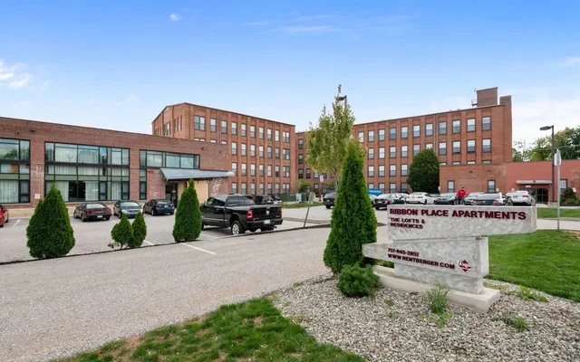 The Lofts at Ribbon Place 1