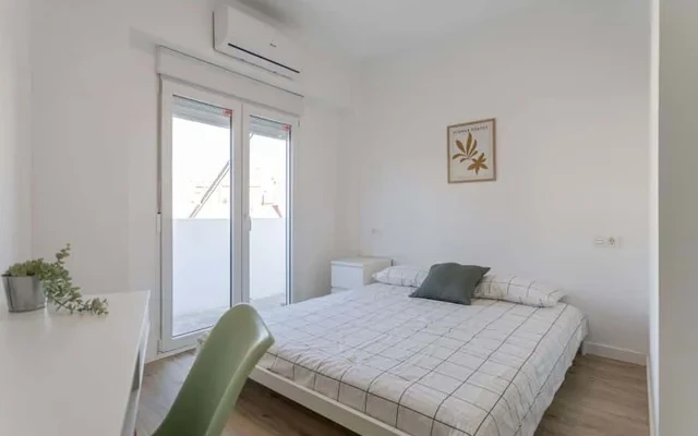 Piso de 4 habitaciones en L'olivereta 4