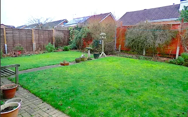 3 Evesham Walk,Cannon Park 3
