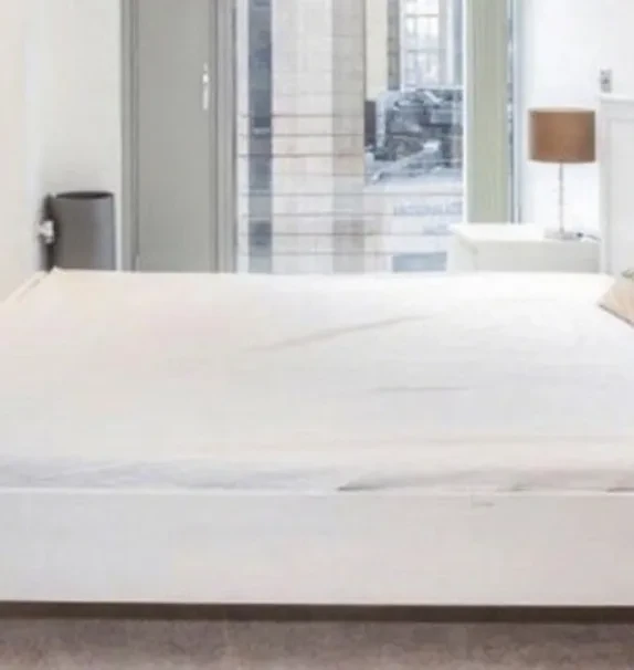 LH-Landmark East Tower