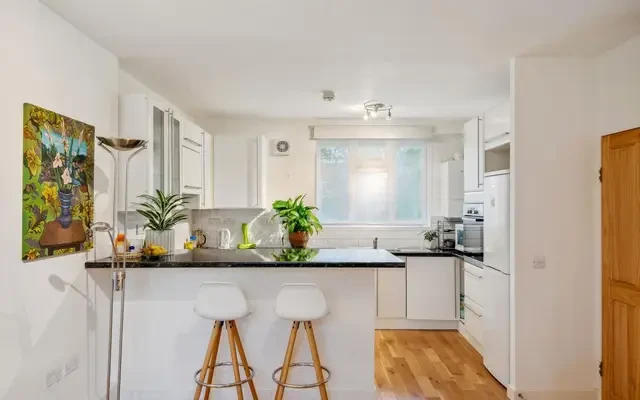 Tenby House, London, W2 6ED 1