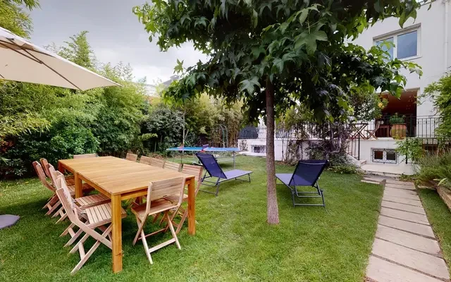 Bright double ensuite bedroom near Parc Du Moulin Puteaux 1