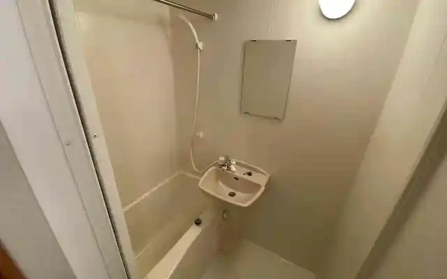 レオパレス栗林 4