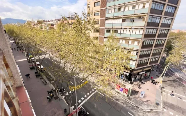 Passeig de Fabra i Puig 0