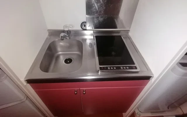 レオパレスコスモ - Fukuyama student accommodation - 205号房间(带独立厨房)