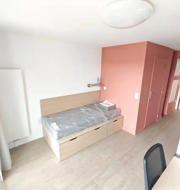 M 76 Rue Louis Vicat