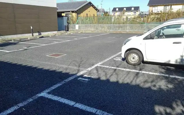 レオパレスフォンターナ 1