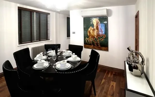 Barrie House, Lancaster Gate, London, W2. W2 3QJ 1