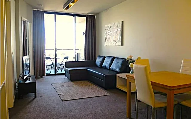 77 Grey St - Brisbane student accommodation - 1 bed 1 bath-810