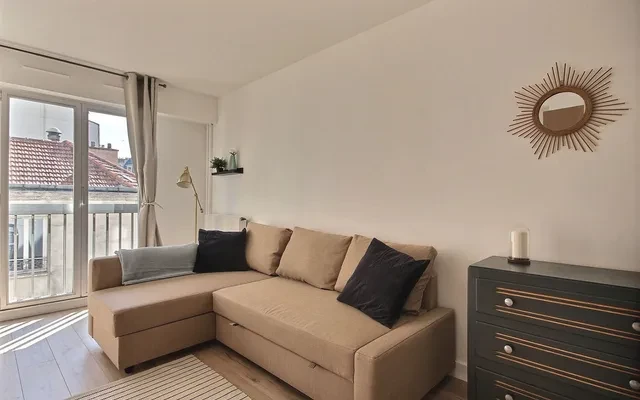 Furnished Studio Apartment for Rent - 27m² - Montmartre - Sacre Coeur - Paris 2