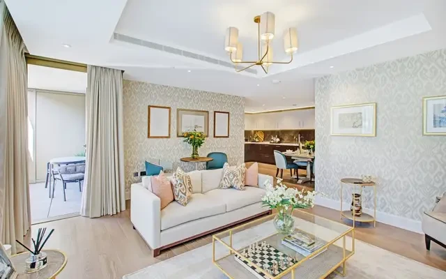 195 Warwick Road London W14 2