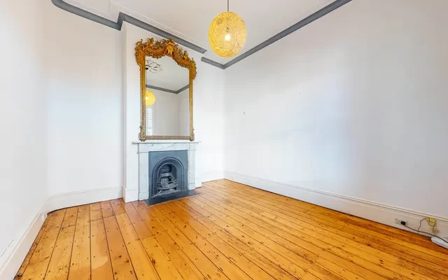 83 Rowena Parade, Richmond 3