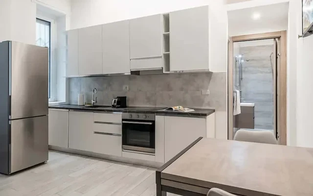 Porta Romana | Tranquillo 1BR 3