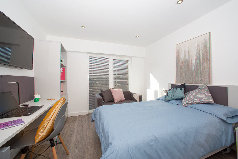 Bronze Studio (floor 1&2)