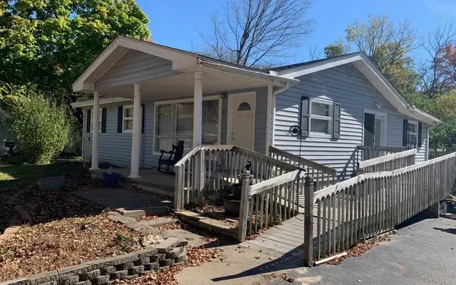 895 Fox Court 0