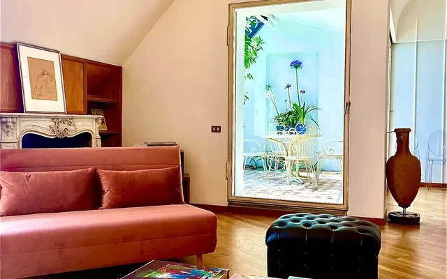 Apartment in Via della Spiga, Milano for 120 m² with 2 bedrooms 2