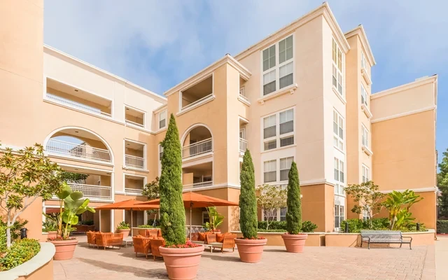 La Jolla Palms 3