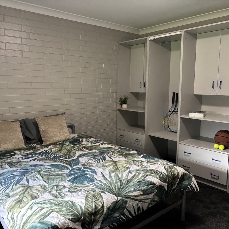 4 Bedroom Apartment south - Double bed