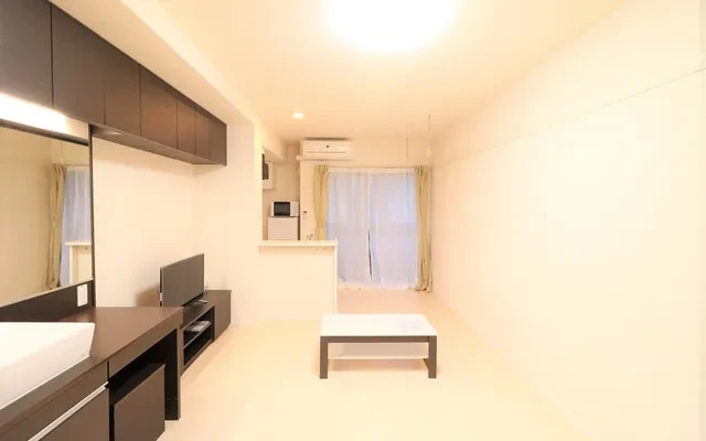 レオネクストヒルズ 4