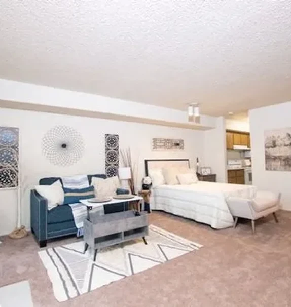 Chautauqua Apartments