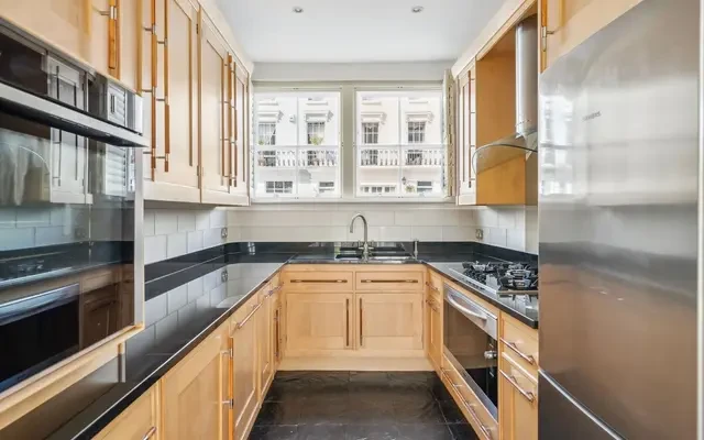 Queensdale Road, London, W11 4QE 4