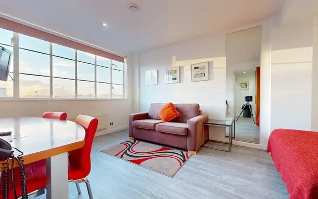 Old Brompton Road 11578# 1