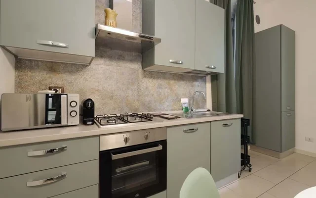Charming Flat for 6 Near Park 1